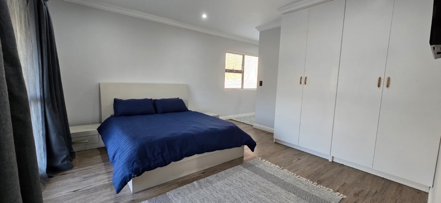 To Let 3 Bedroom Property for Rent in Pringle Bay Western Cape